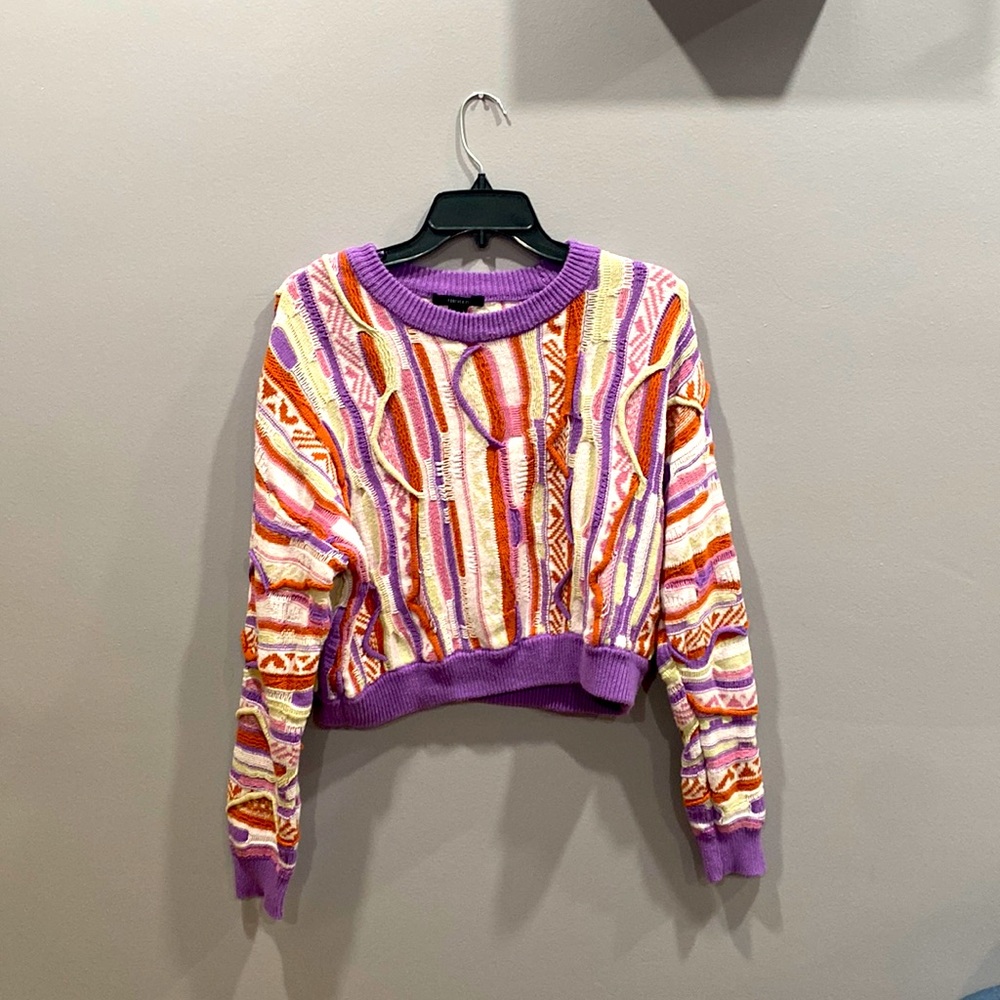 Vintage 70s inspired crewneck.